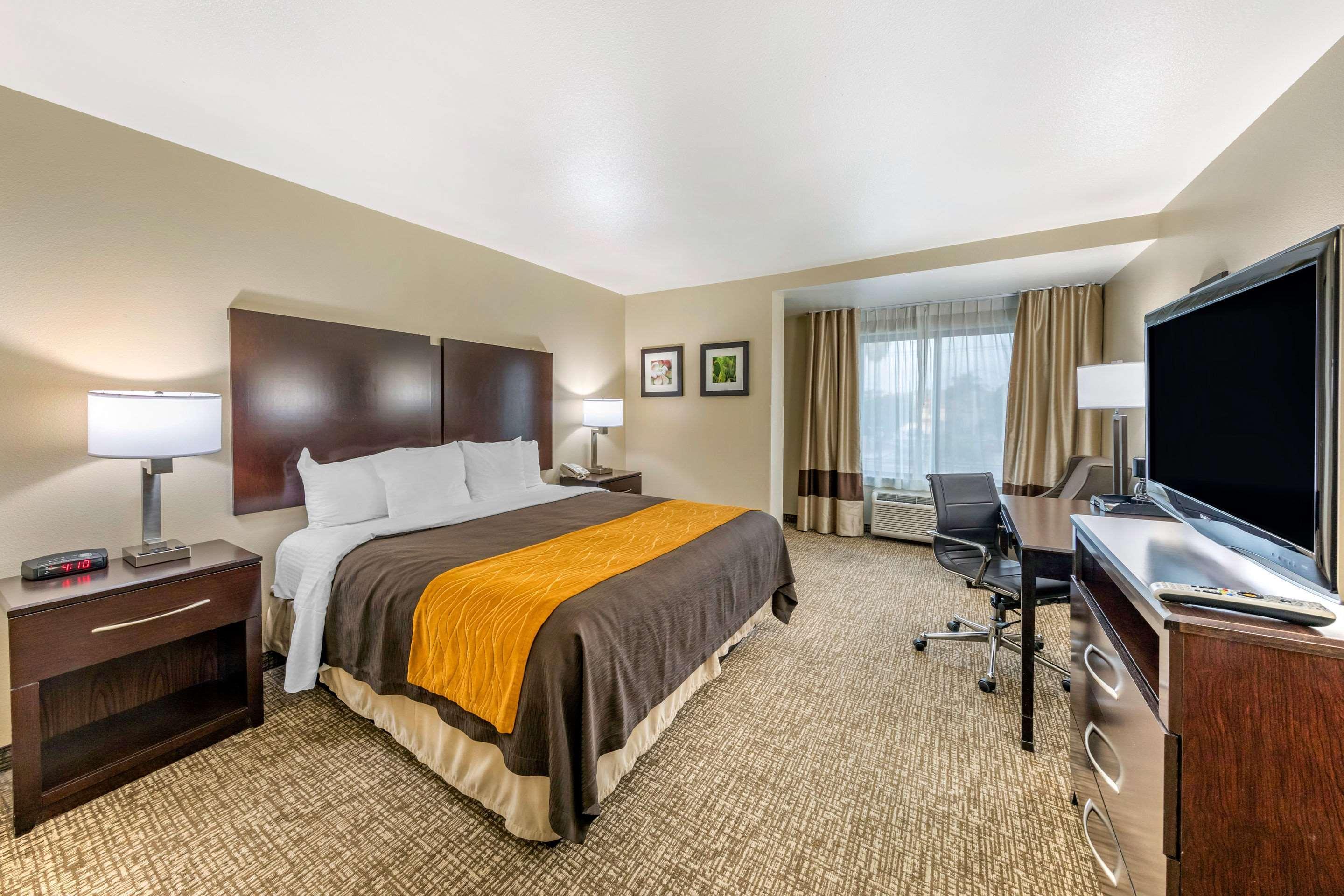 Hotel Comfort & Colton