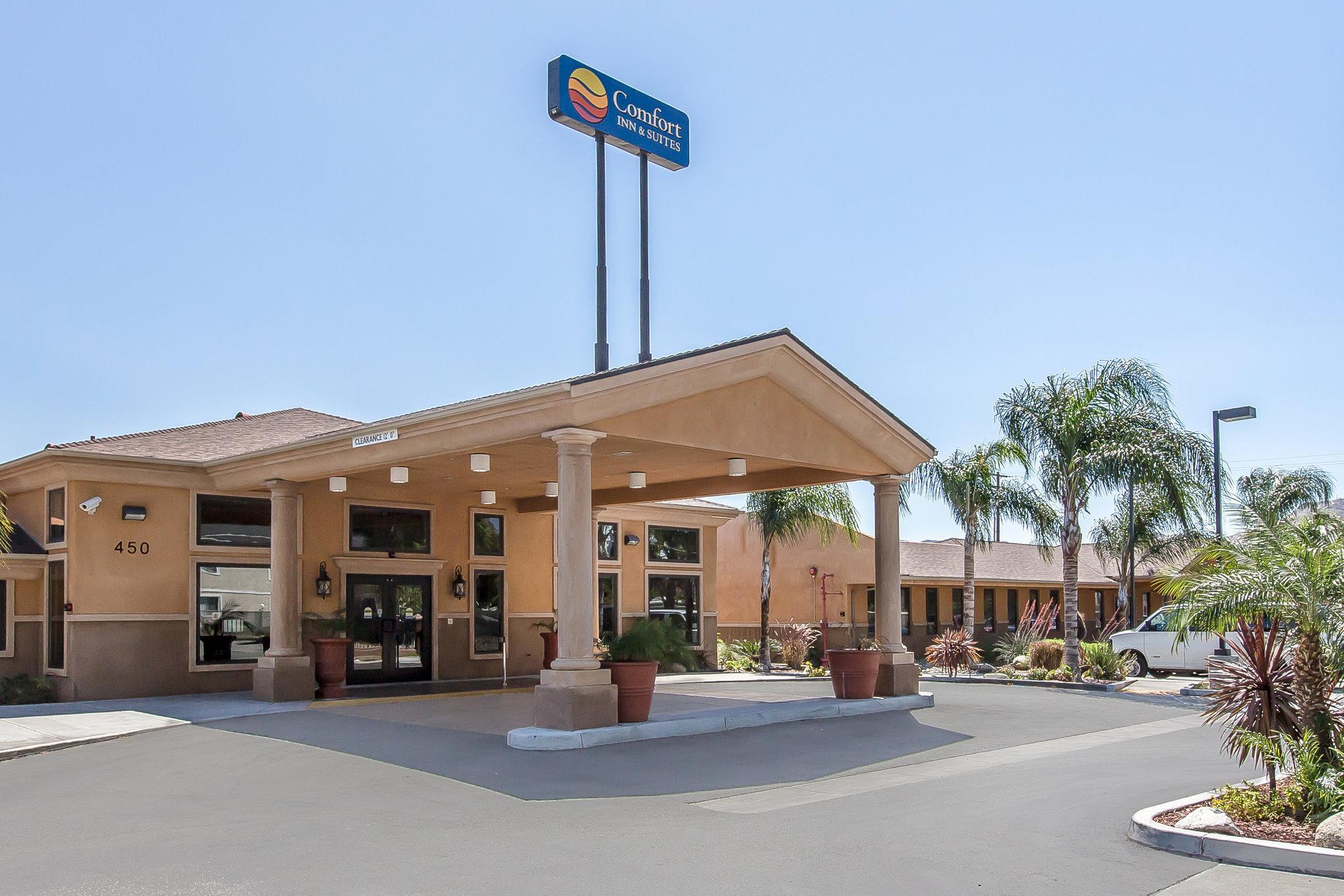 Hotel Comfort & 3*