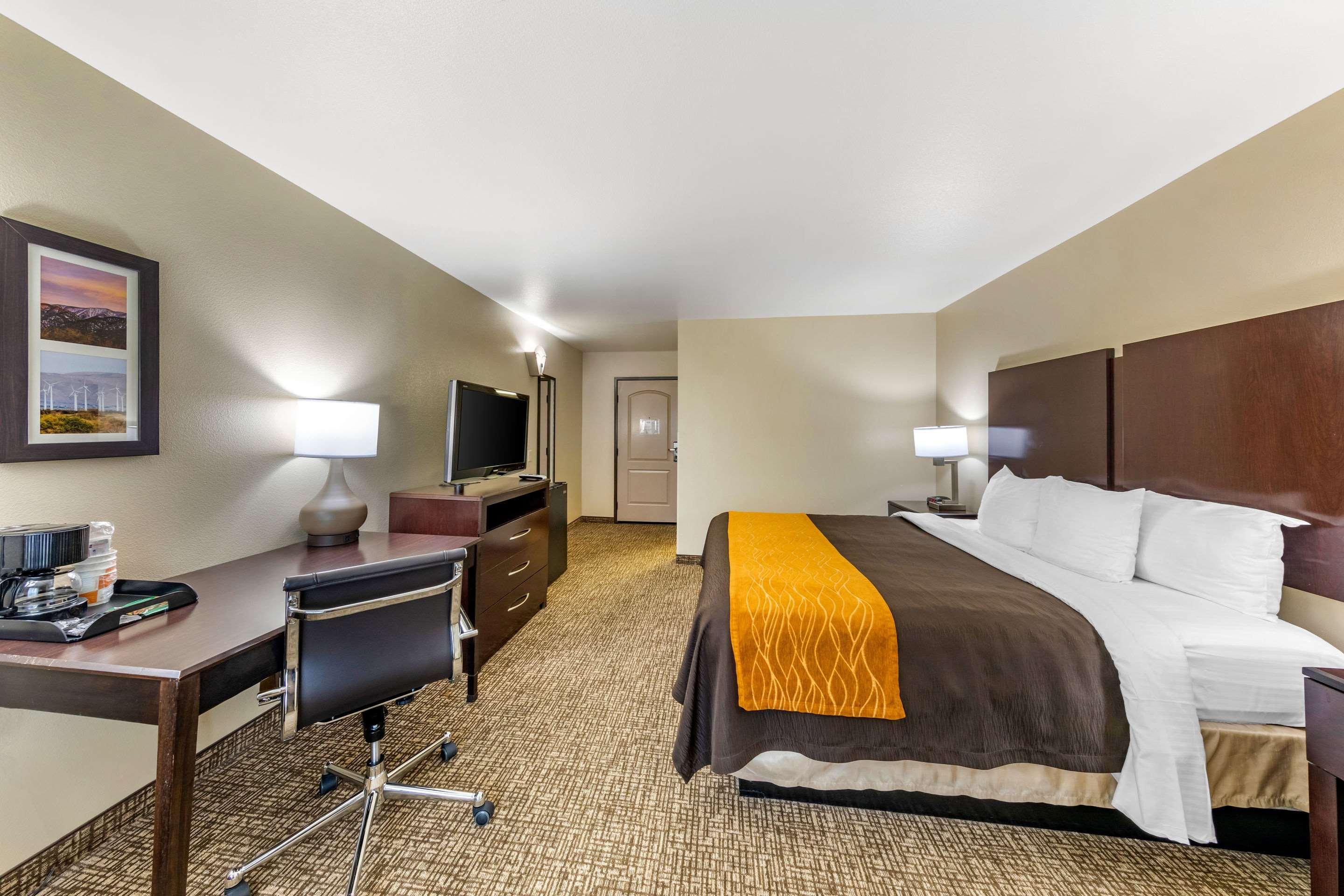 Hotel Comfort & 3*