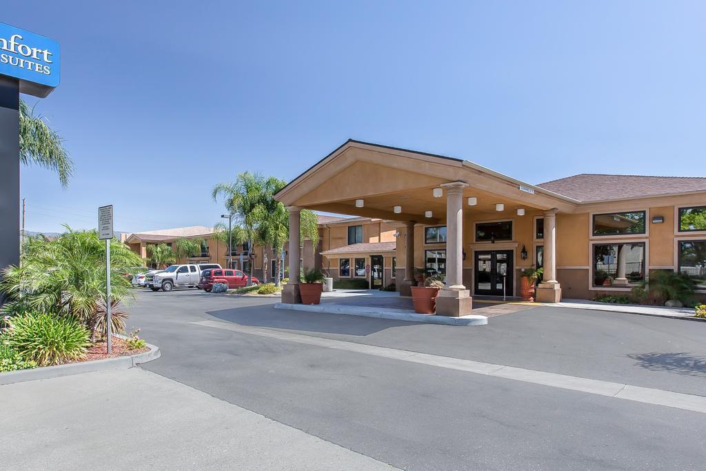 Hotel Comfort & 3*