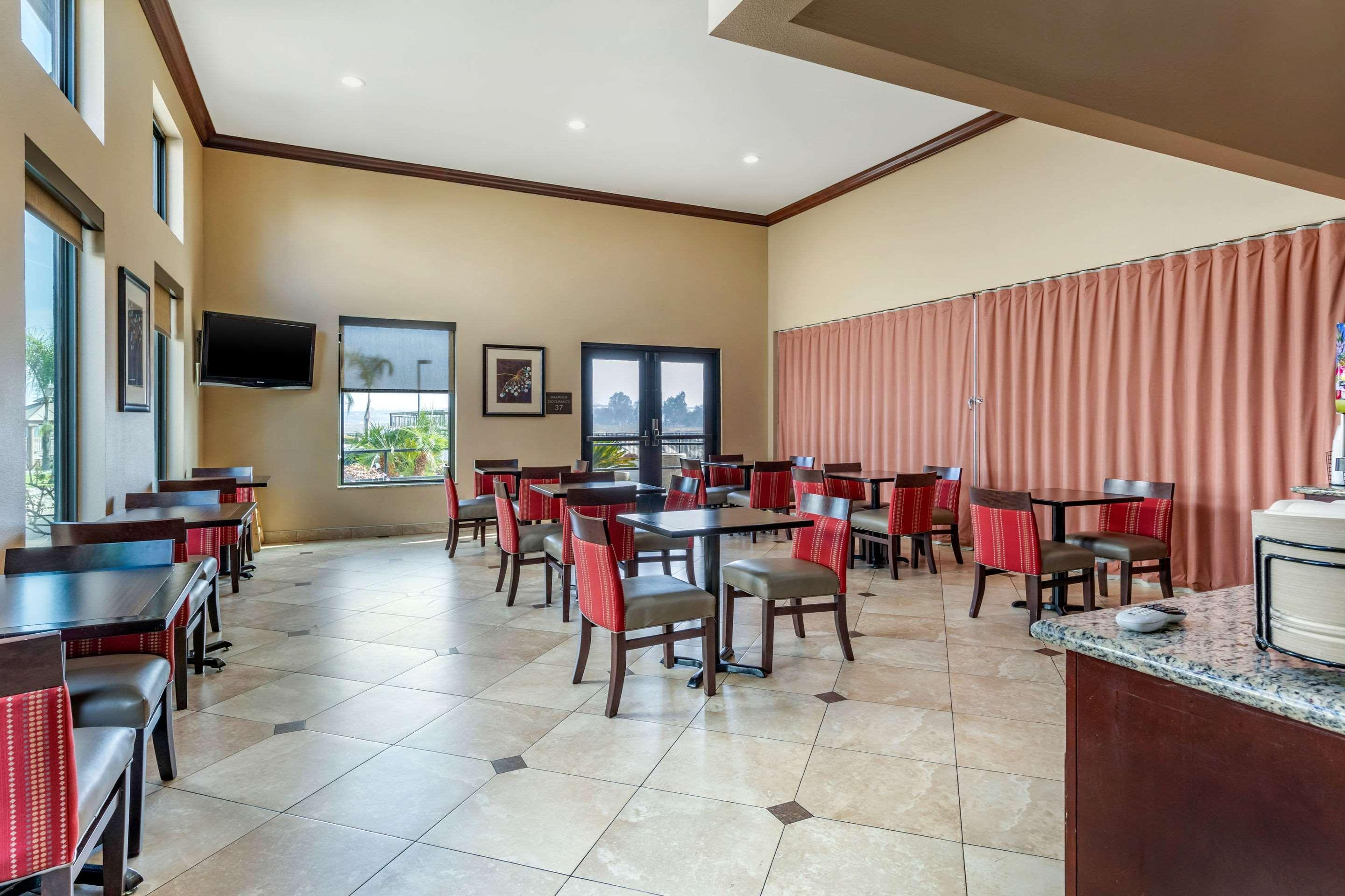 Hotel Comfort &